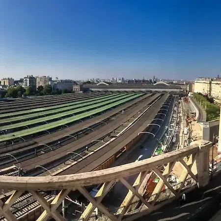 Rue La Fayette منزل للإقامة